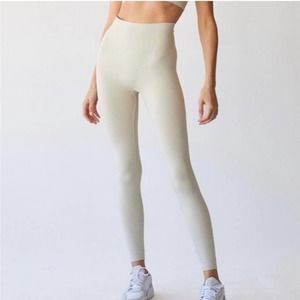 Set Active Workout Sculptflex Leggings Oat Milk Size XL Stretch